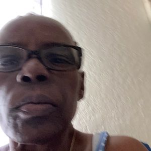 Meet your Posher, Cassandra